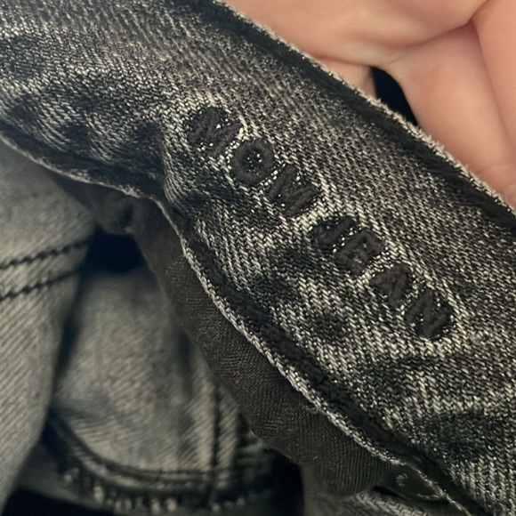 American Eagle Mom Jean Denim Gray Distressed - Picture 4 of 6